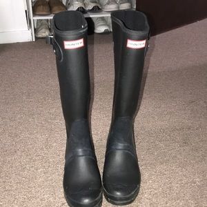 Hunter boots AND socks